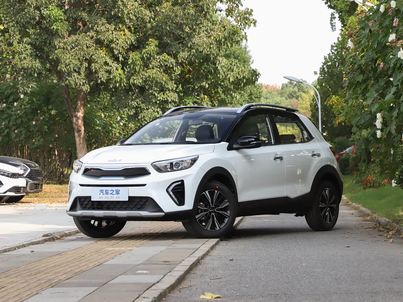 Kia KX1 26' model 1.4L CVT
